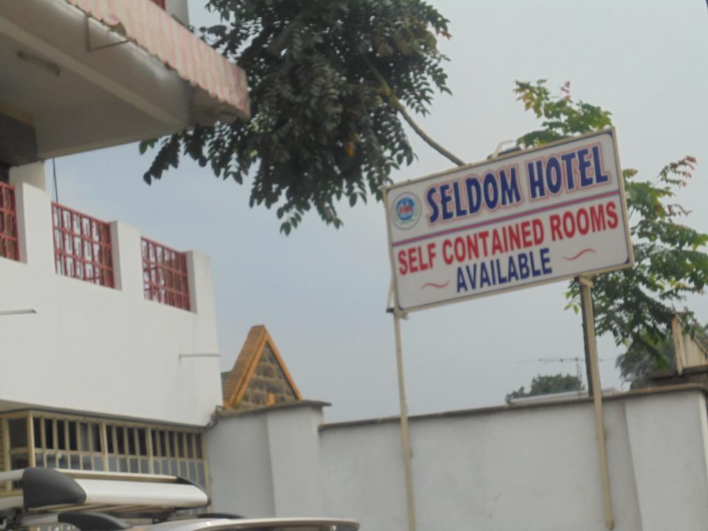Seldom Hotel نيروبي المظهر الخارجي الصورة